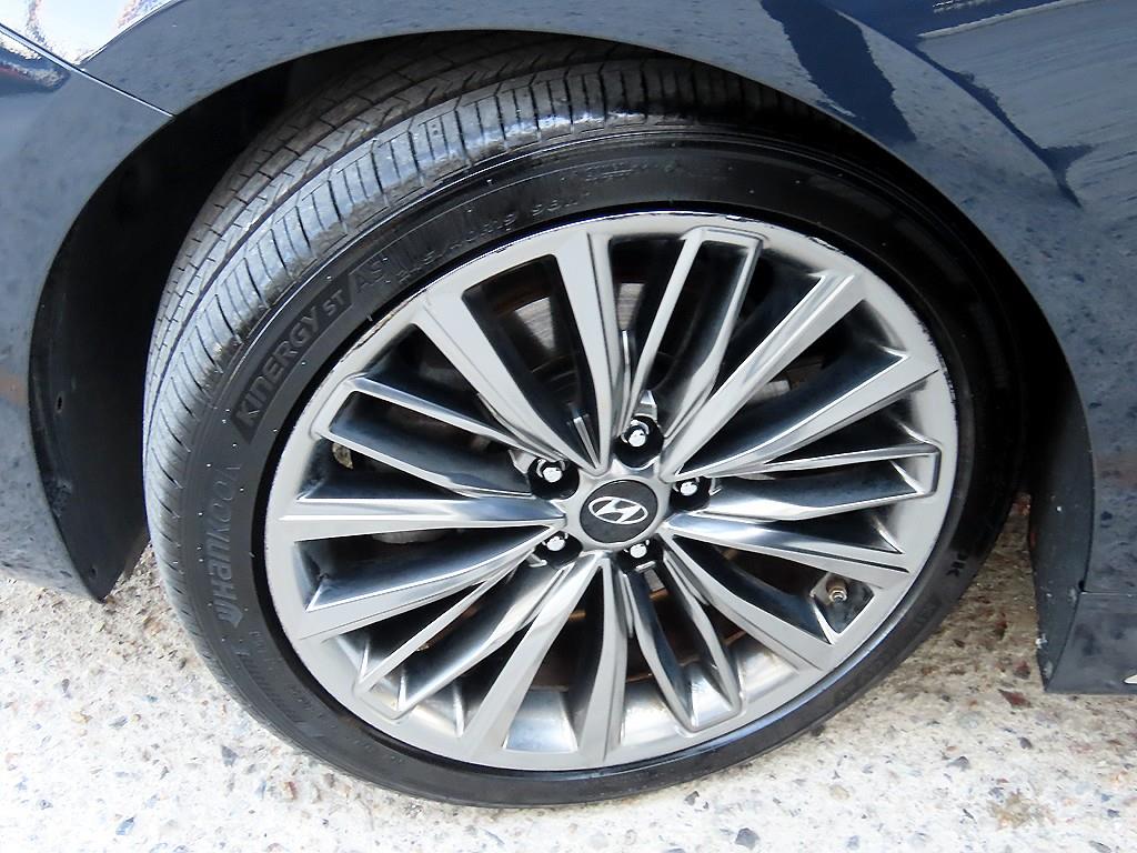Hyundai Grandeur — photo 20