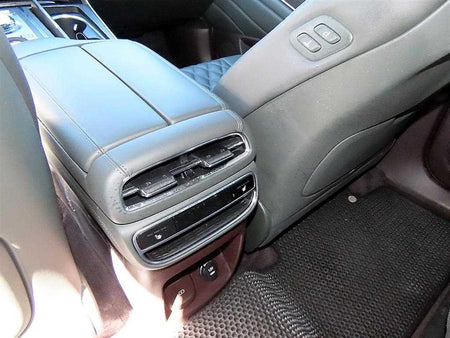 Genesis GV80 — photo 16