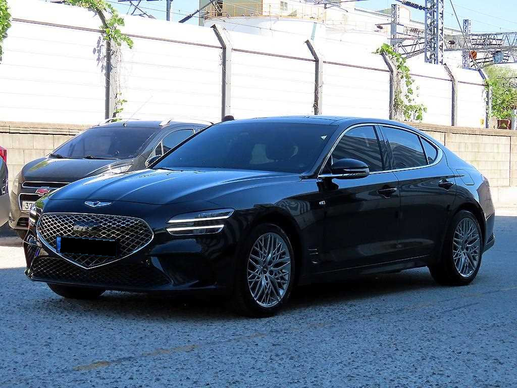 Genesis G70 — photo 02