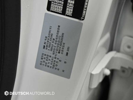 BMW 5-Series — photo 20