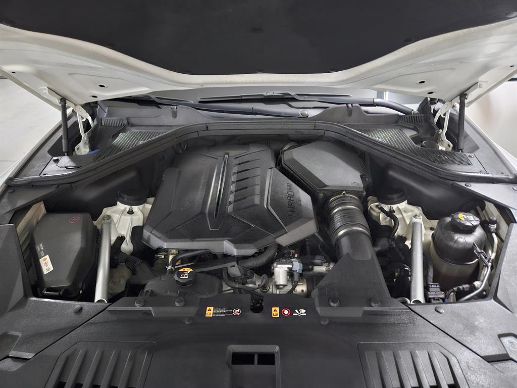 Genesis GV80 — photo 05