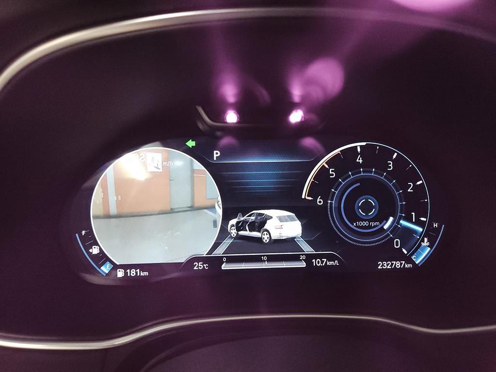 Genesis GV80 — photo 08