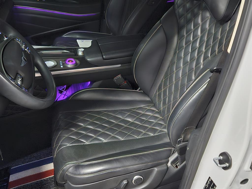 Genesis GV80 — photo 10