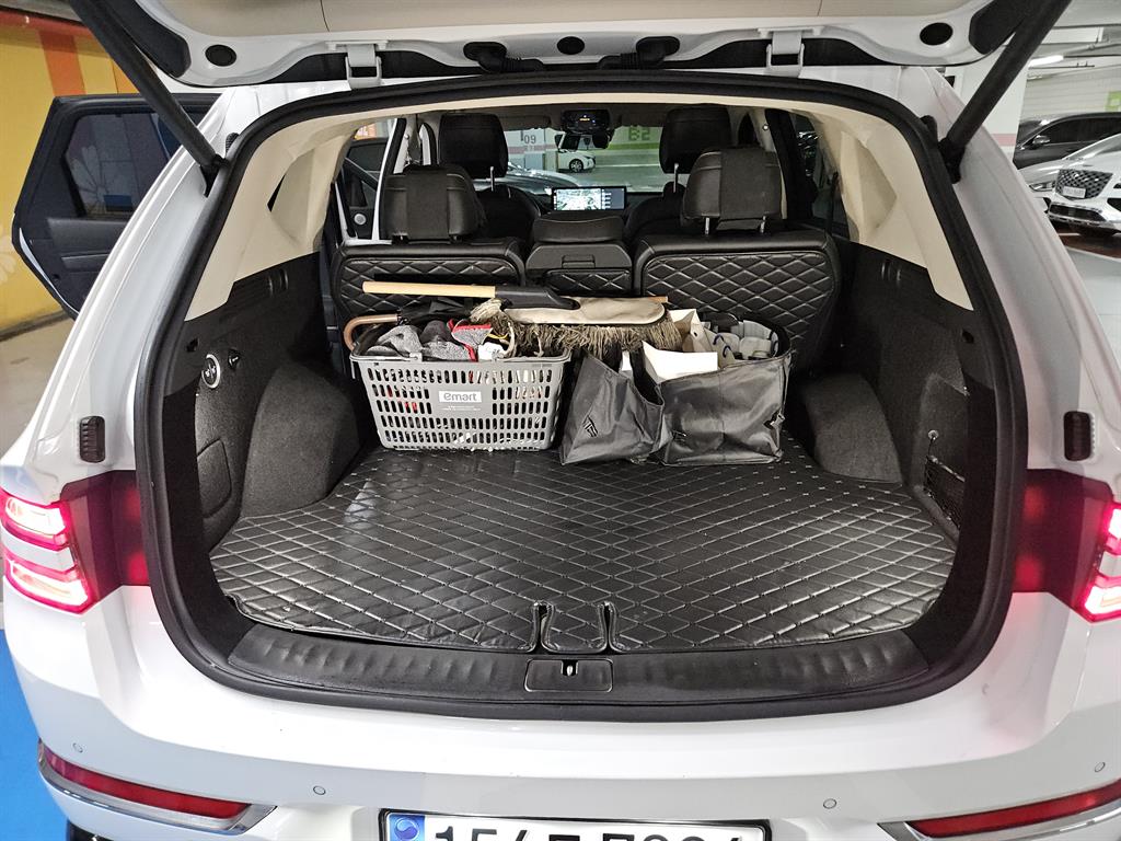 Genesis GV80 — photo 19