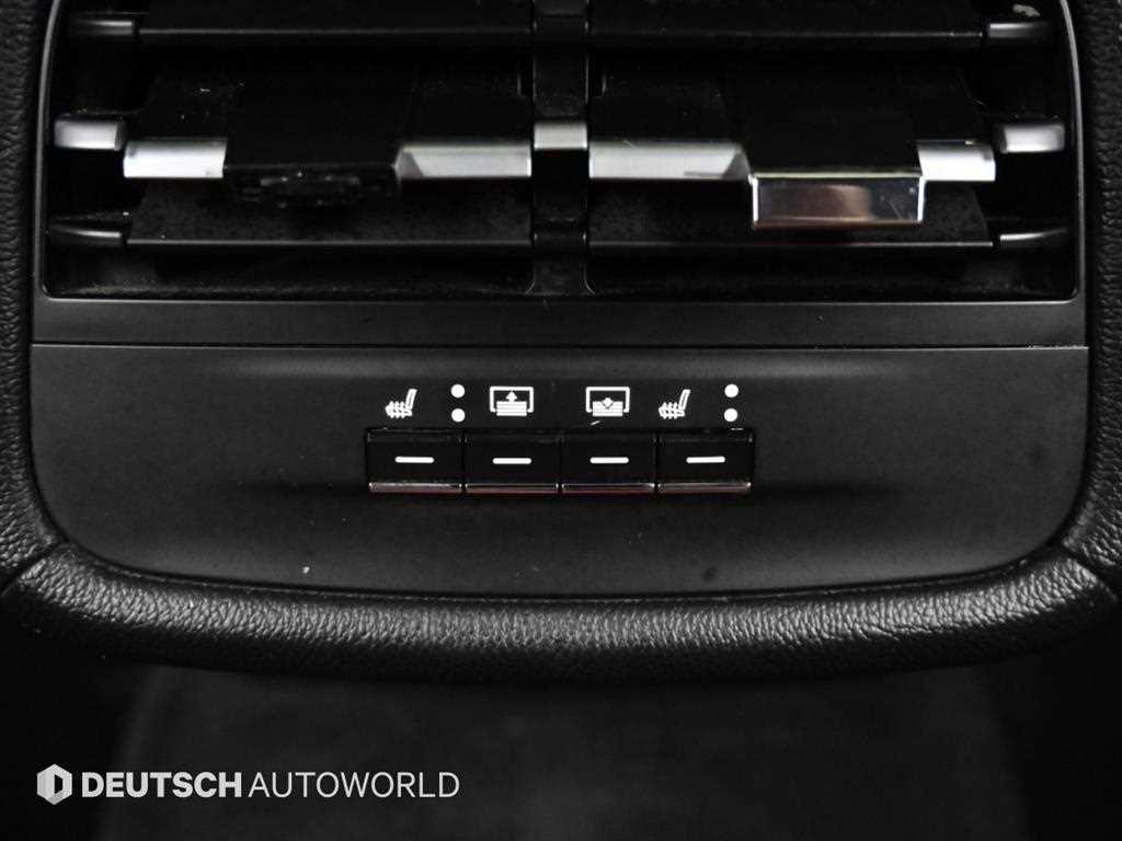 Maserati Ghibli — photo 16