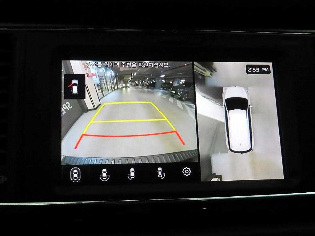 Kia Carnival — photo 13