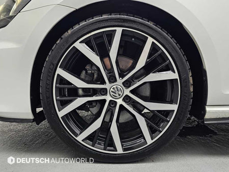 Volkswagen Golf — photo 05
