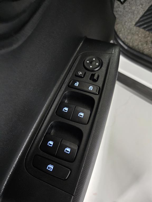 Hyundai Casper — photo 15