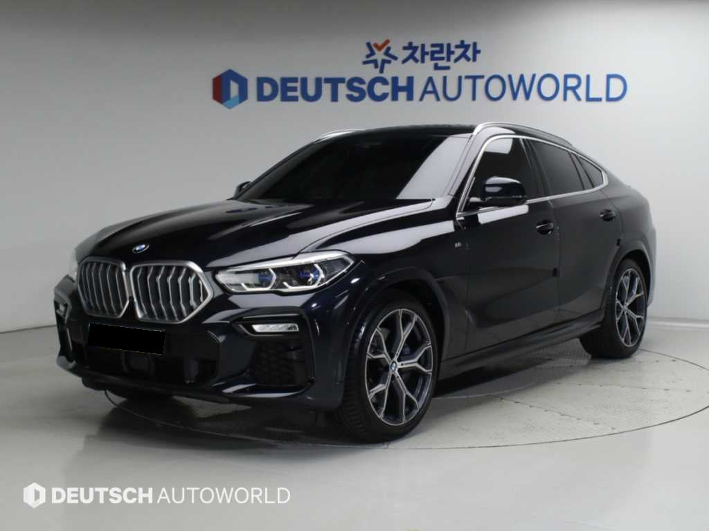 BMW X6 — photo 01