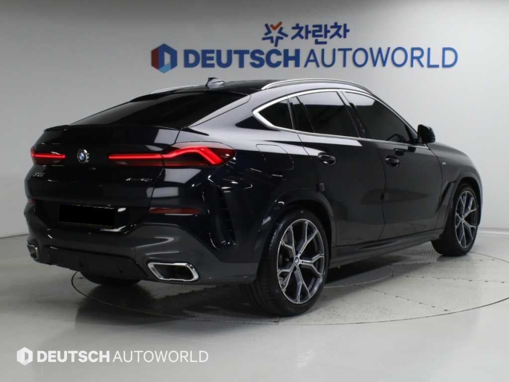 BMW X6 — photo 02