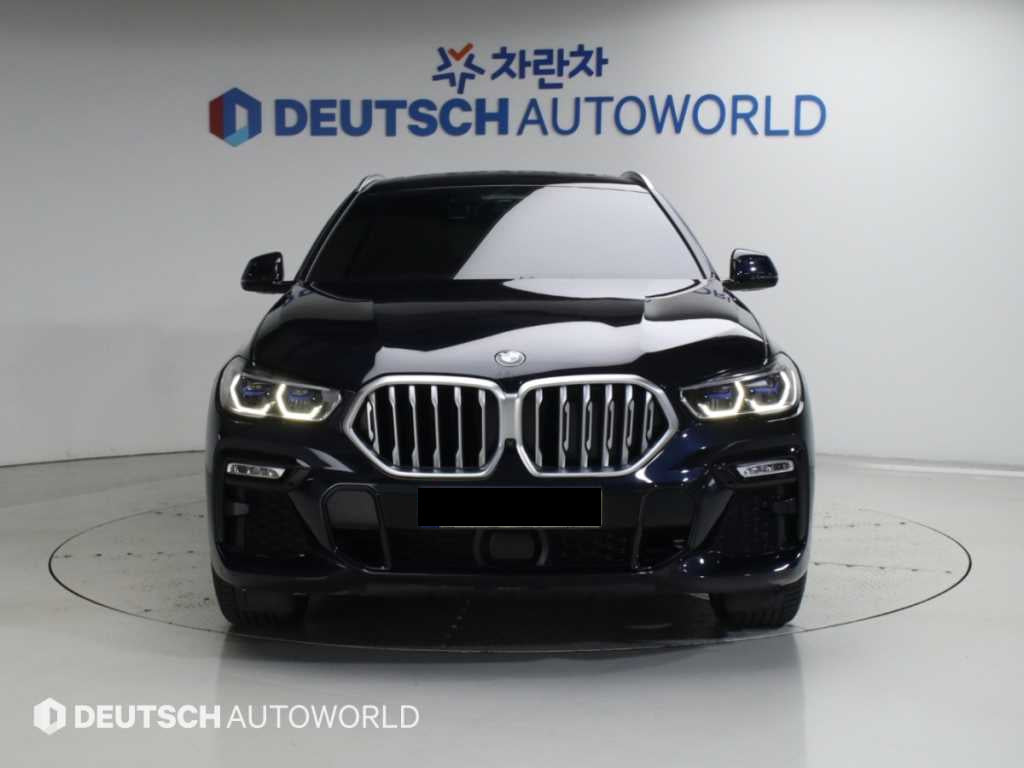 BMW X6 — photo 03