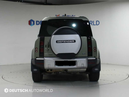 Land Rover Defender — photo 04