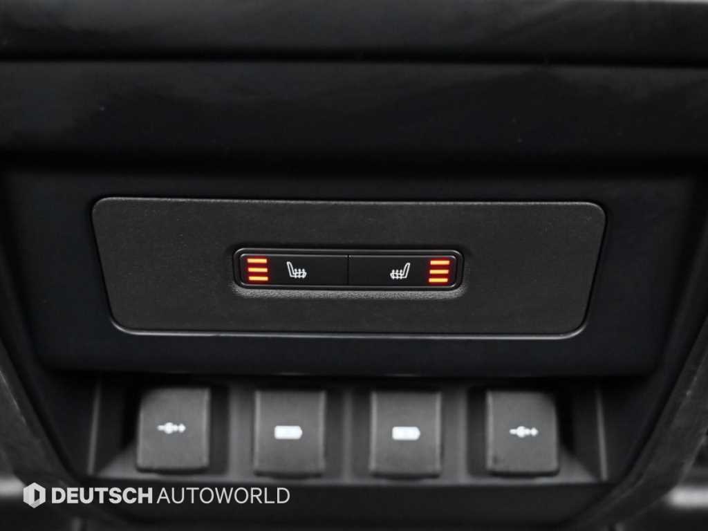 Land Rover Defender — photo 16