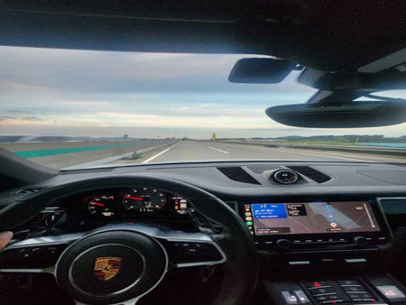Porsche Macan — photo 04