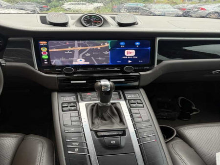 Porsche Macan — photo 05