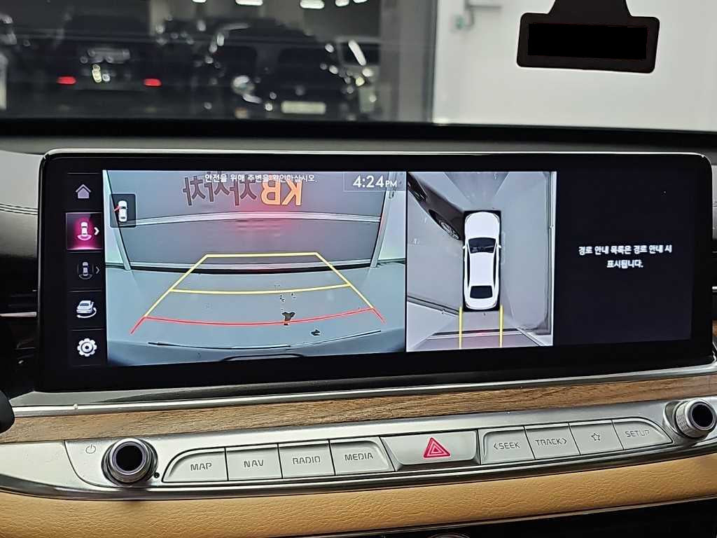 Kia K9 — photo 15
