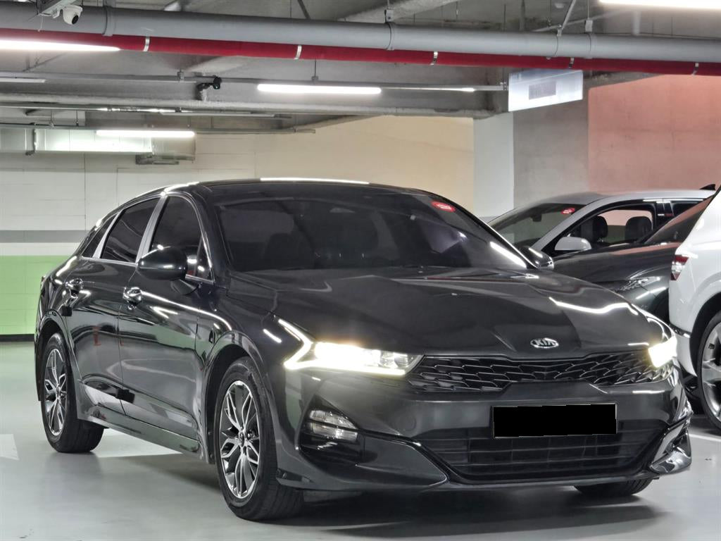 Kia K5 — photo 02