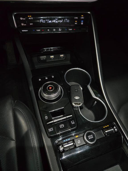 Kia K5 — photo 14
