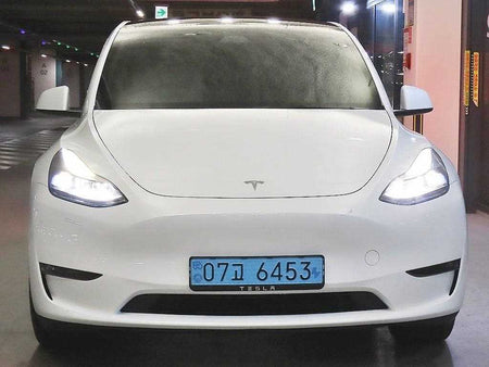 Tesla Model Y — photo 02