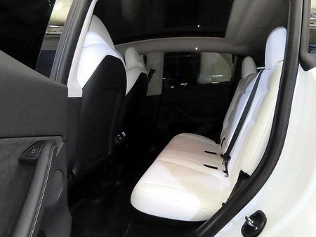 Tesla Model Y — photo 07