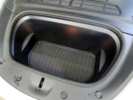 Tesla Model Y — photo 19