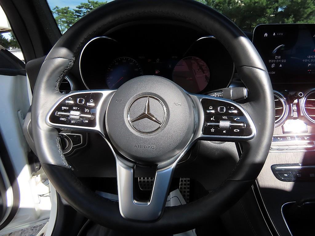 Mercedes-Benz GLC-Class — photo 08