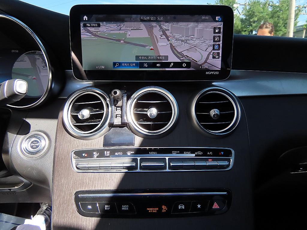 Mercedes-Benz GLC-Class — photo 13