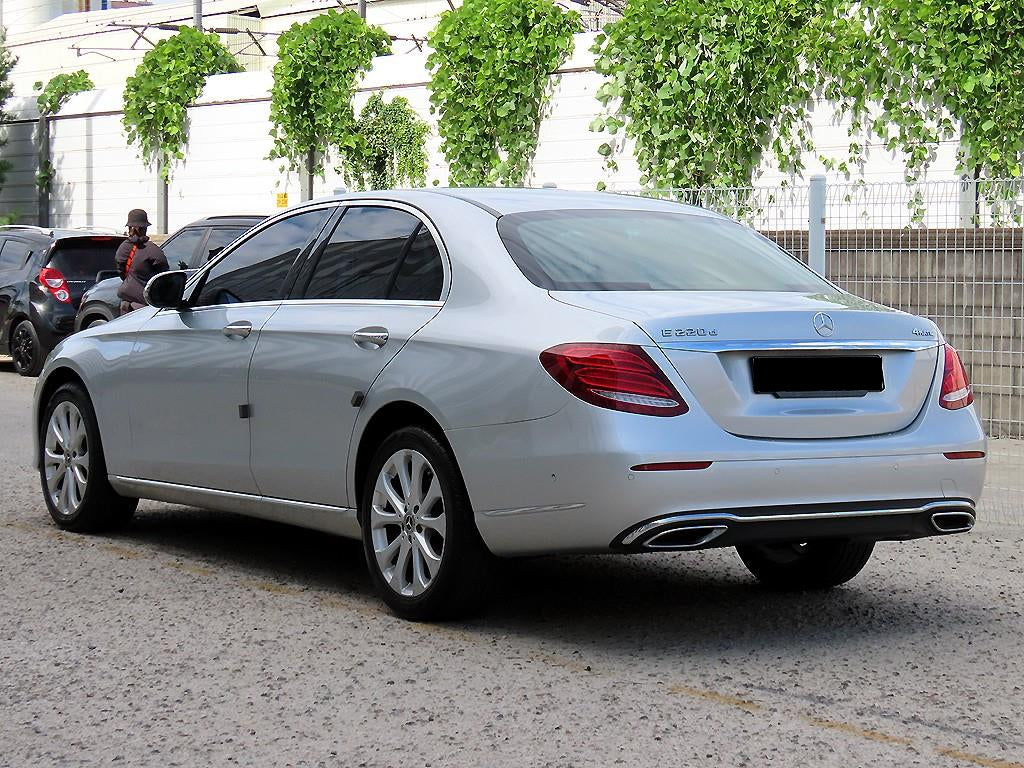 Mercedes-Benz E-Class — photo 03