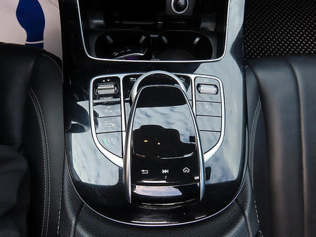 Mercedes-Benz E-Class — photo 13