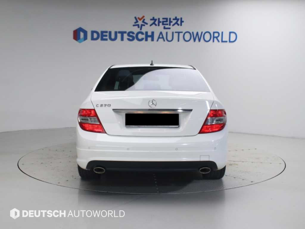 Mercedes-Benz C-Class — photo 04