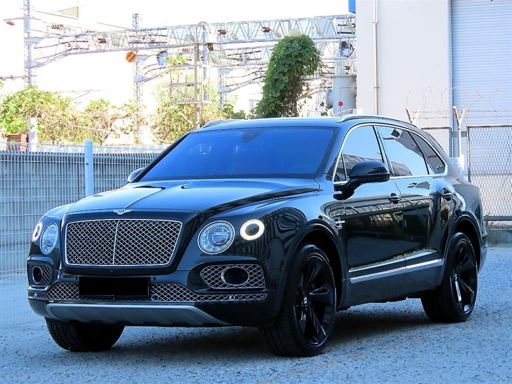Bentley Bentayga — photo 02