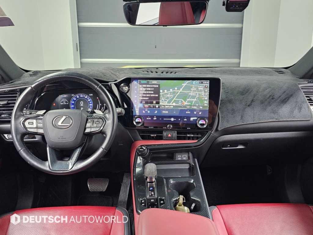 Lexus NX — photo 07