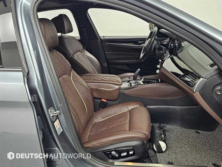 BMW 5-Series — photo 10
