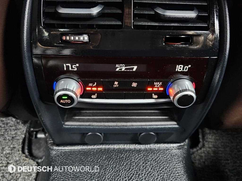 BMW 5-Series — photo 16