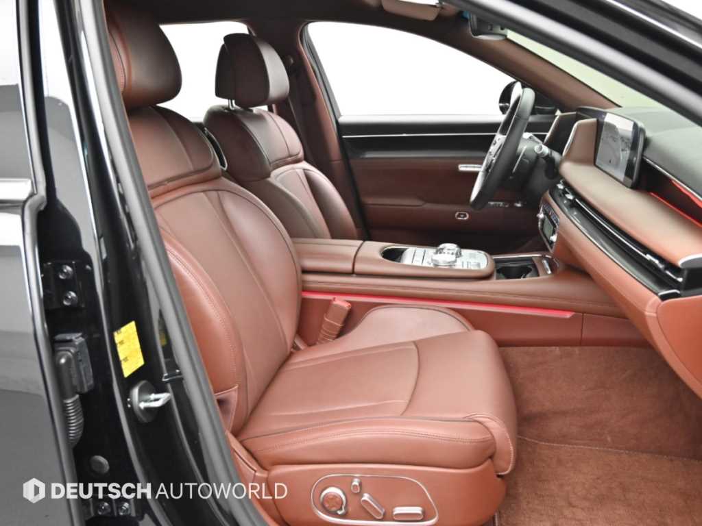 Genesis G90 — photo 10
