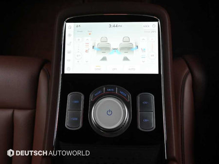 Genesis G90 — photo 16