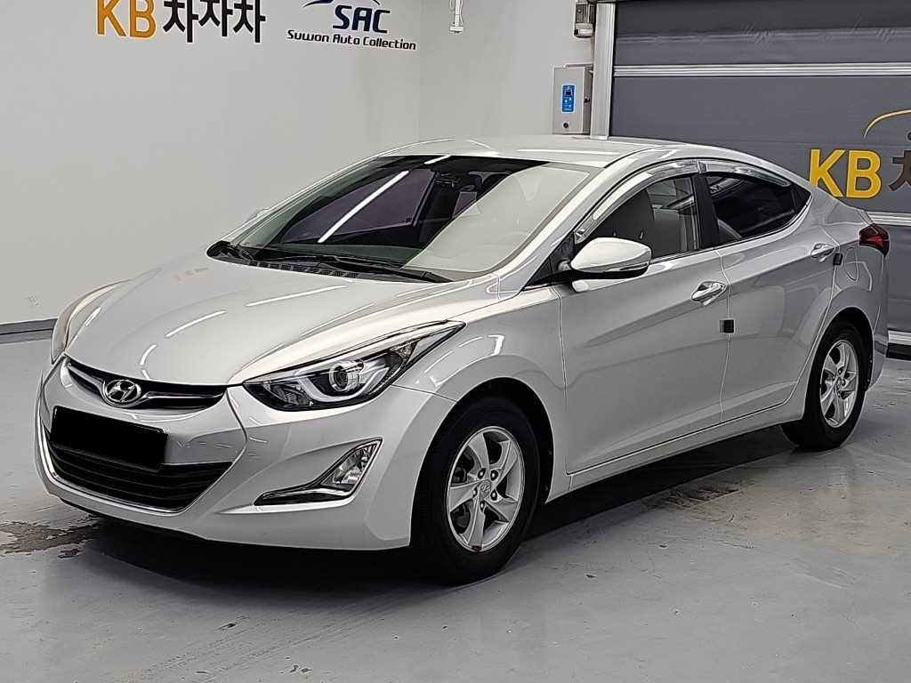Hyundai Avante — photo 04