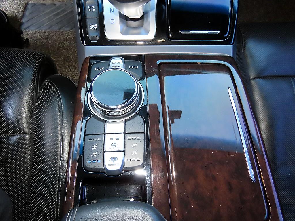 Genesis EQ900 — photo 14