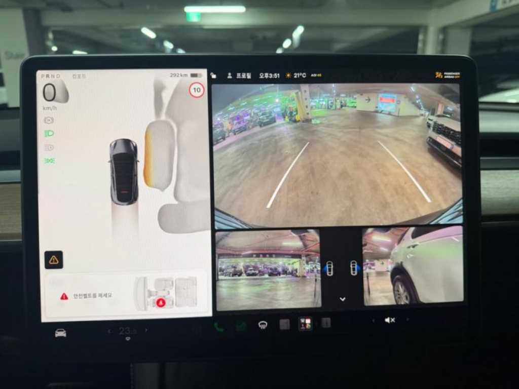 Tesla Model Y — photo 10
