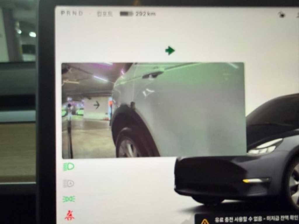Tesla Model Y — photo 13