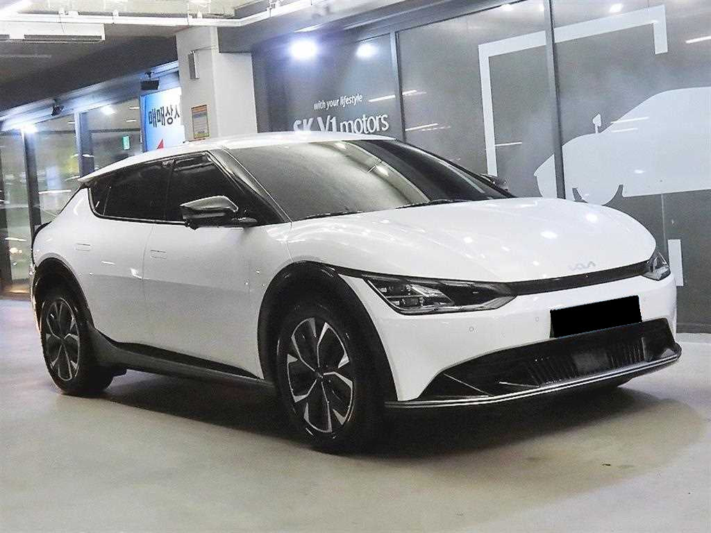Kia EV6 — photo 01
