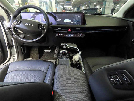 Kia EV6 — photo 10