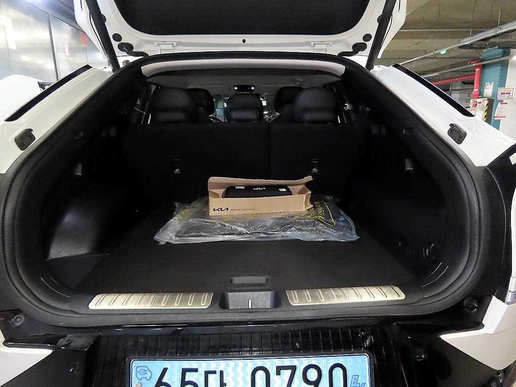 Kia EV6 — photo 16