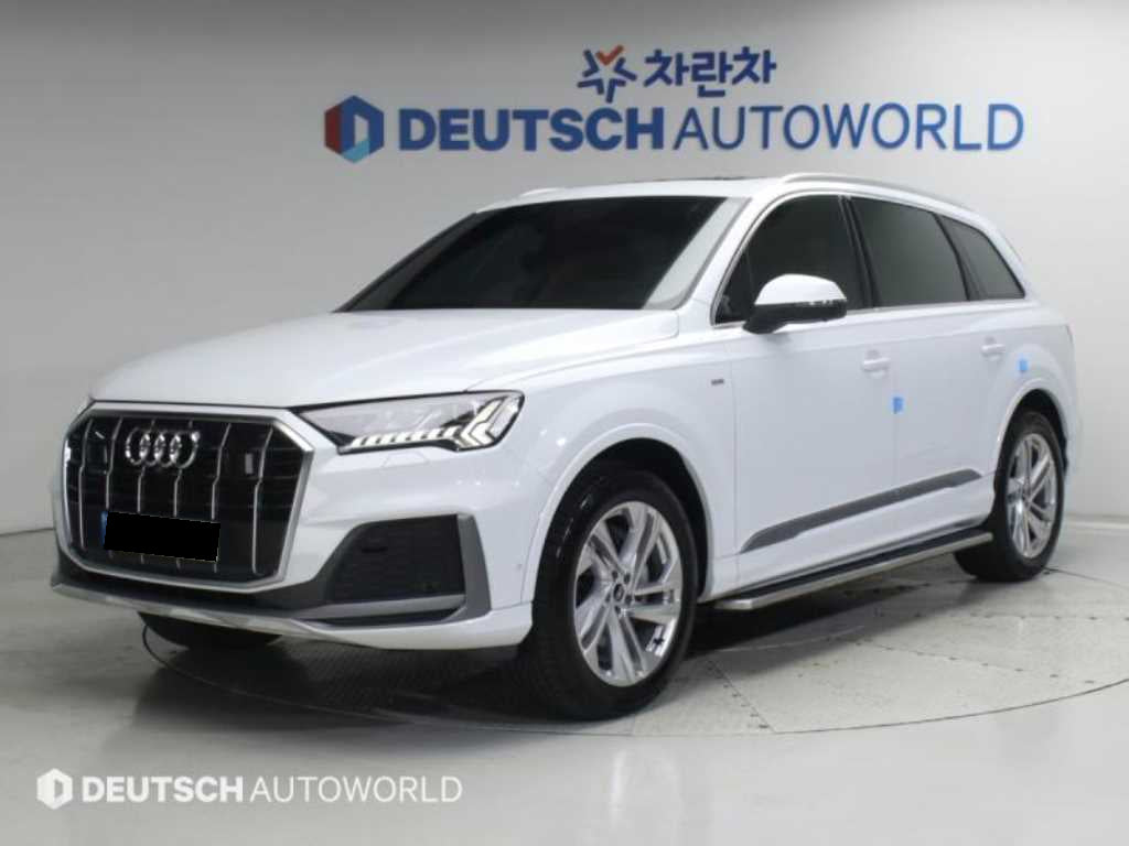 Audi Q7 — photo 01