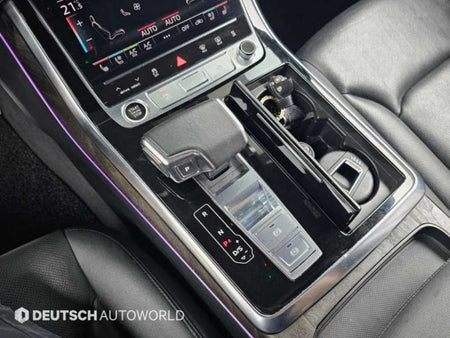 Audi Q7 — photo 09