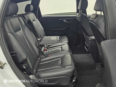 Audi Q7 — photo 12