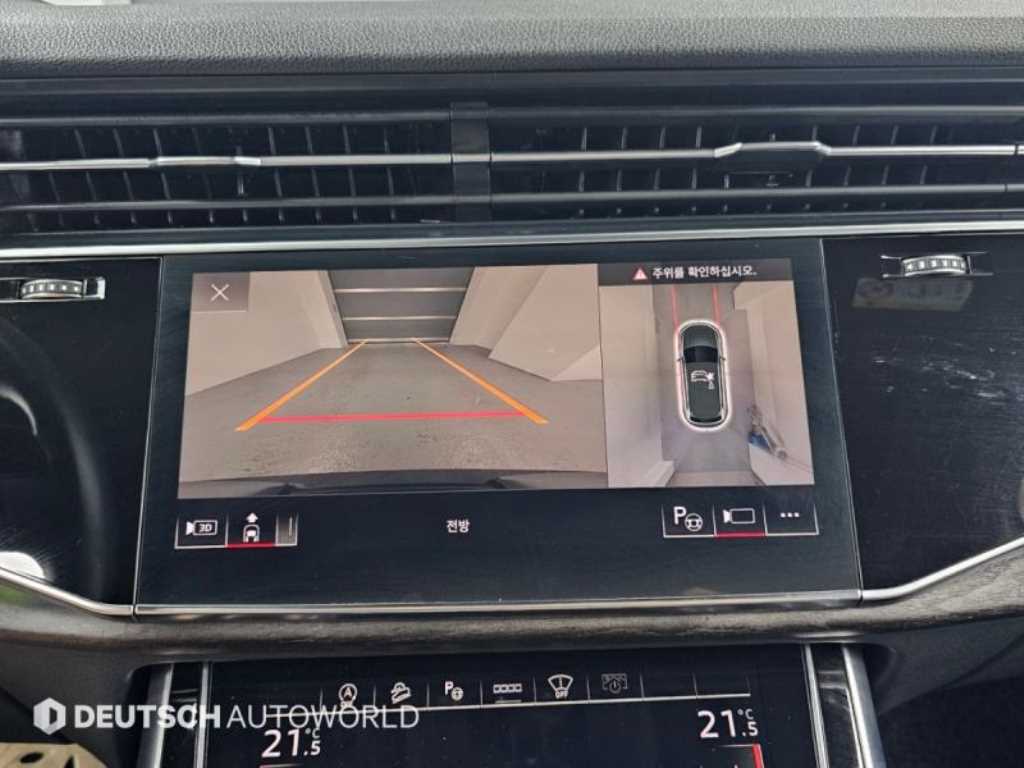 Audi Q7 — photo 15