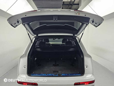 Audi Q7 — photo 19