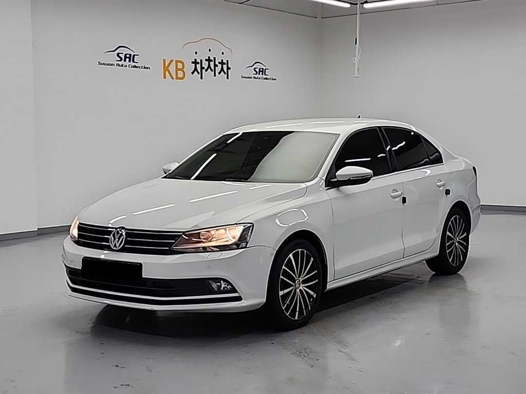 Volkswagen Jetta — photo 01