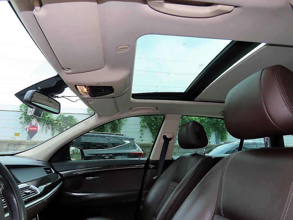 BMW Gran Turismo — photo 16